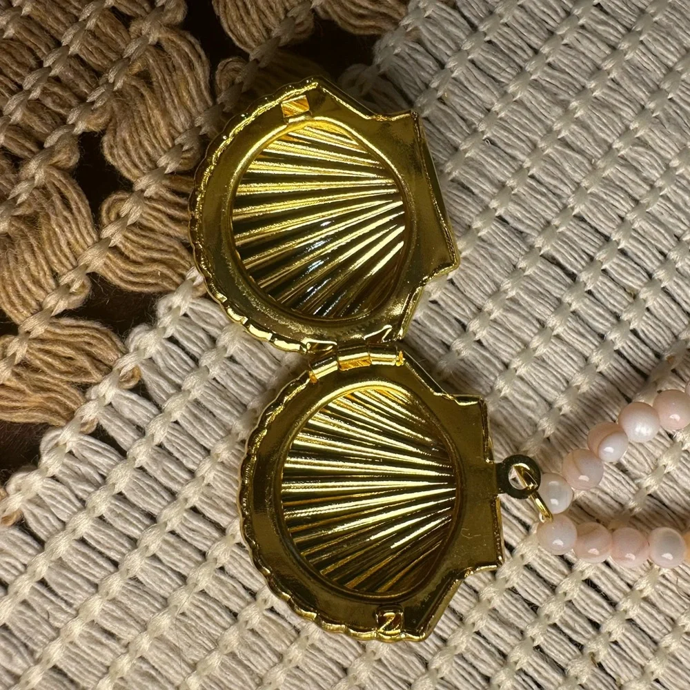 Light Pink Shell Beaded Necklace with Plastic Gold Tone Shell Locket Pendant - Picture 10 of 13